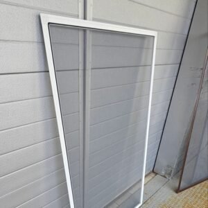 Sietveida rāmis (balts)